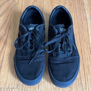 Vans Kid’s Old Skool Black Sneakers- Size 3.5